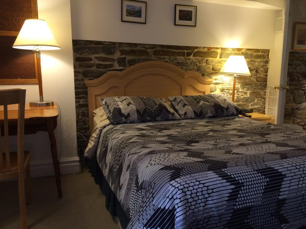 Mcgill Inn B&B Toronto Room photo